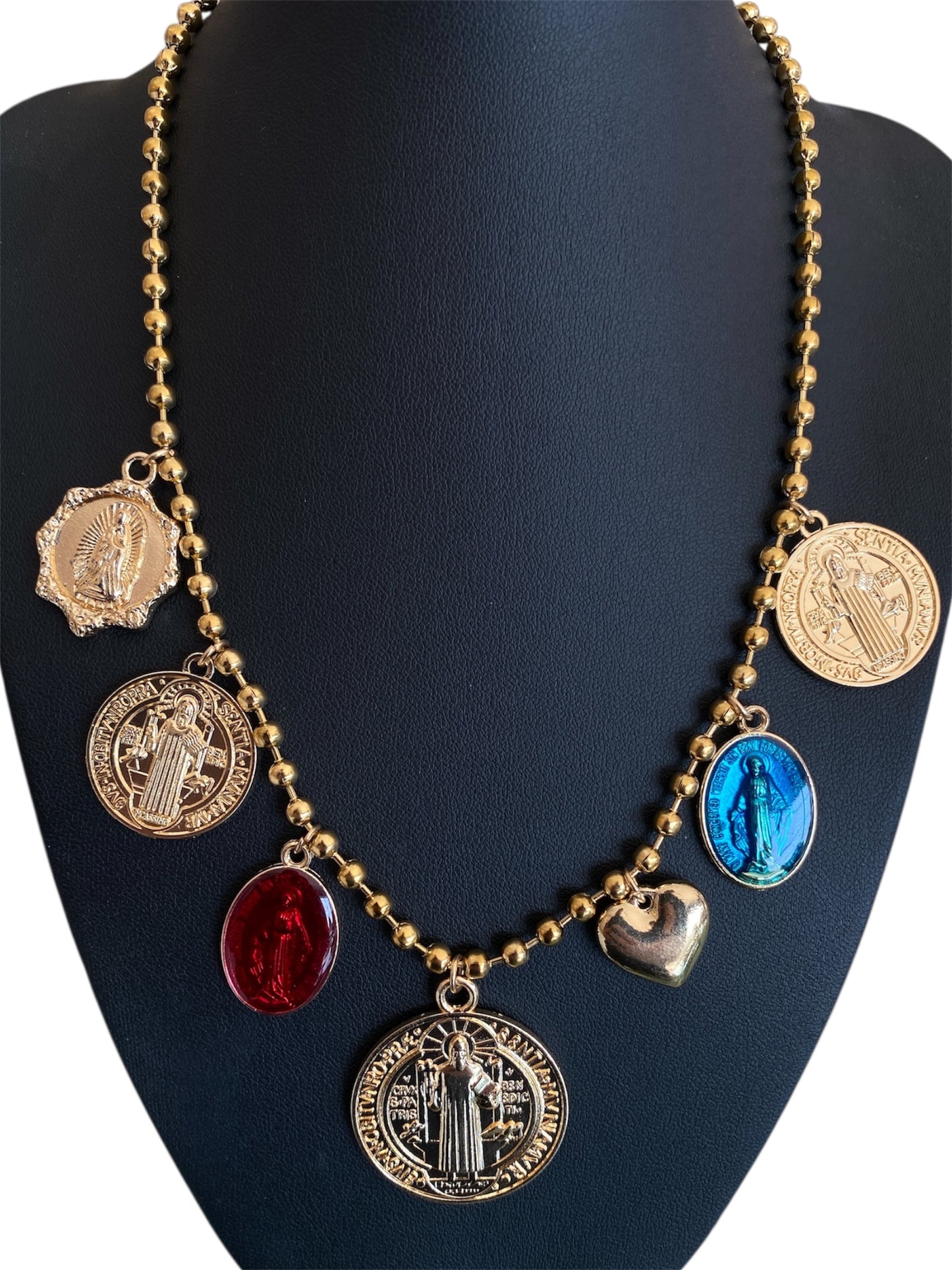 Collar Dijes San Benito