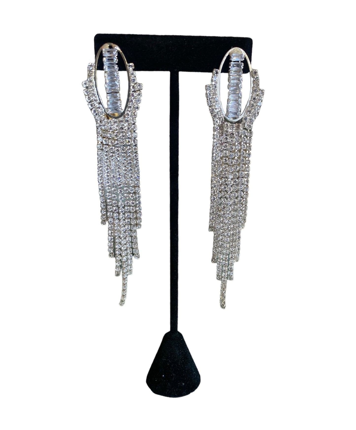 Arete Fiesta Cristal y Tiras Colgantes Plateados