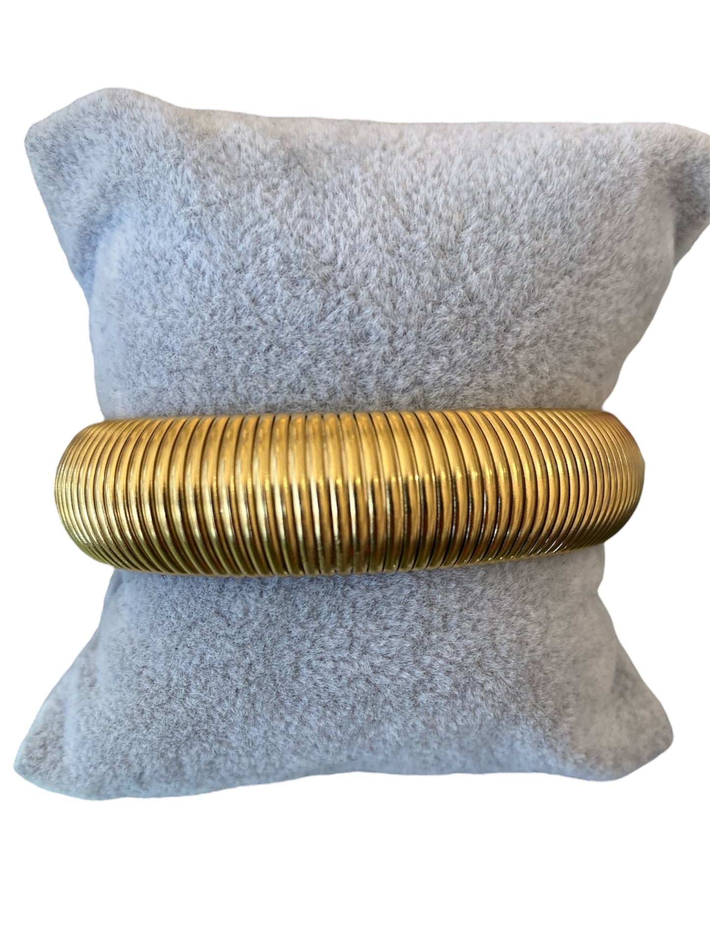 Brazalete Dorado Ancho