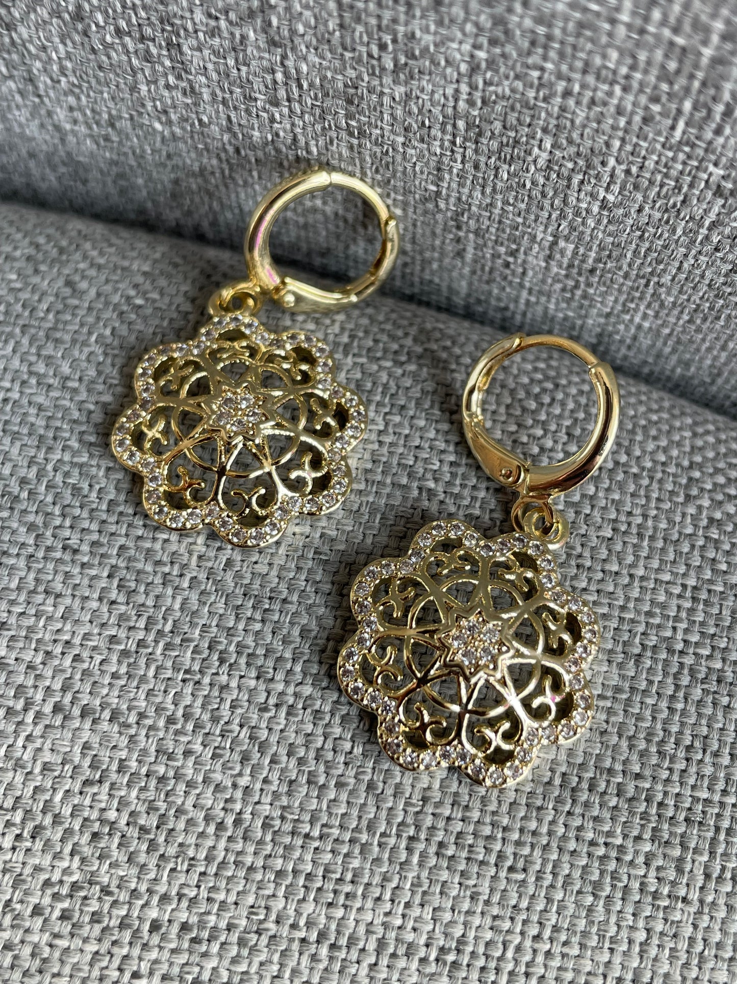 Arracada atrapa sueños oro laminado premium