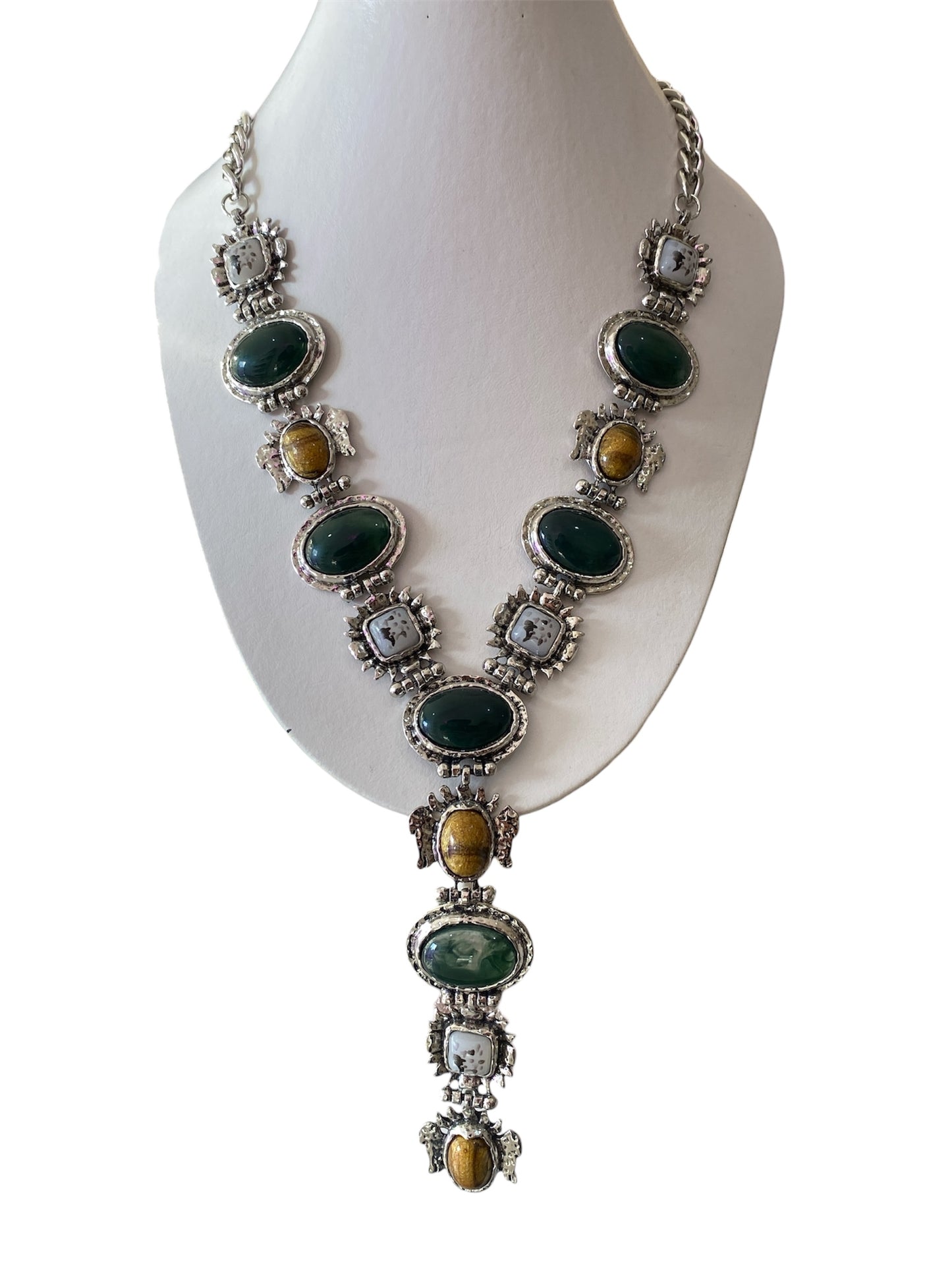 Collar Piedras Verdes