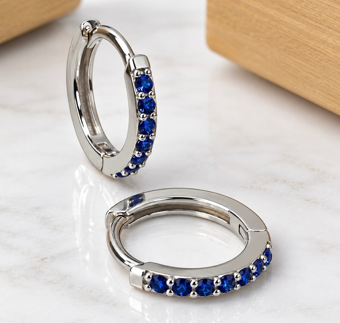 Arracada Plata .925 cristal negro,Blanco,azul y verde