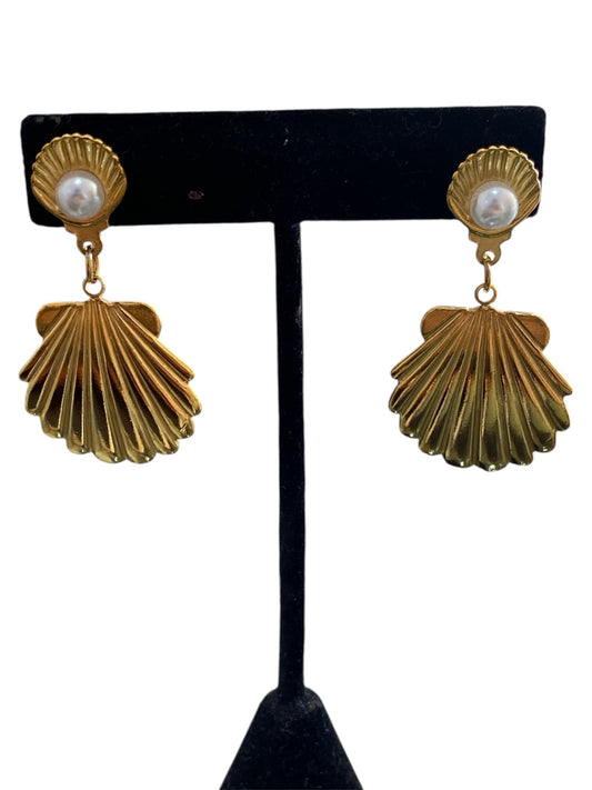 Aretes Concha Colgante