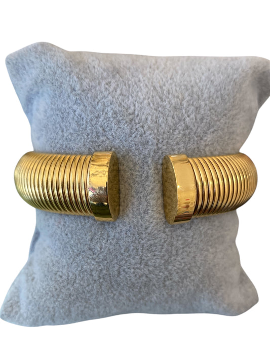Brazalete Dorado Ancho