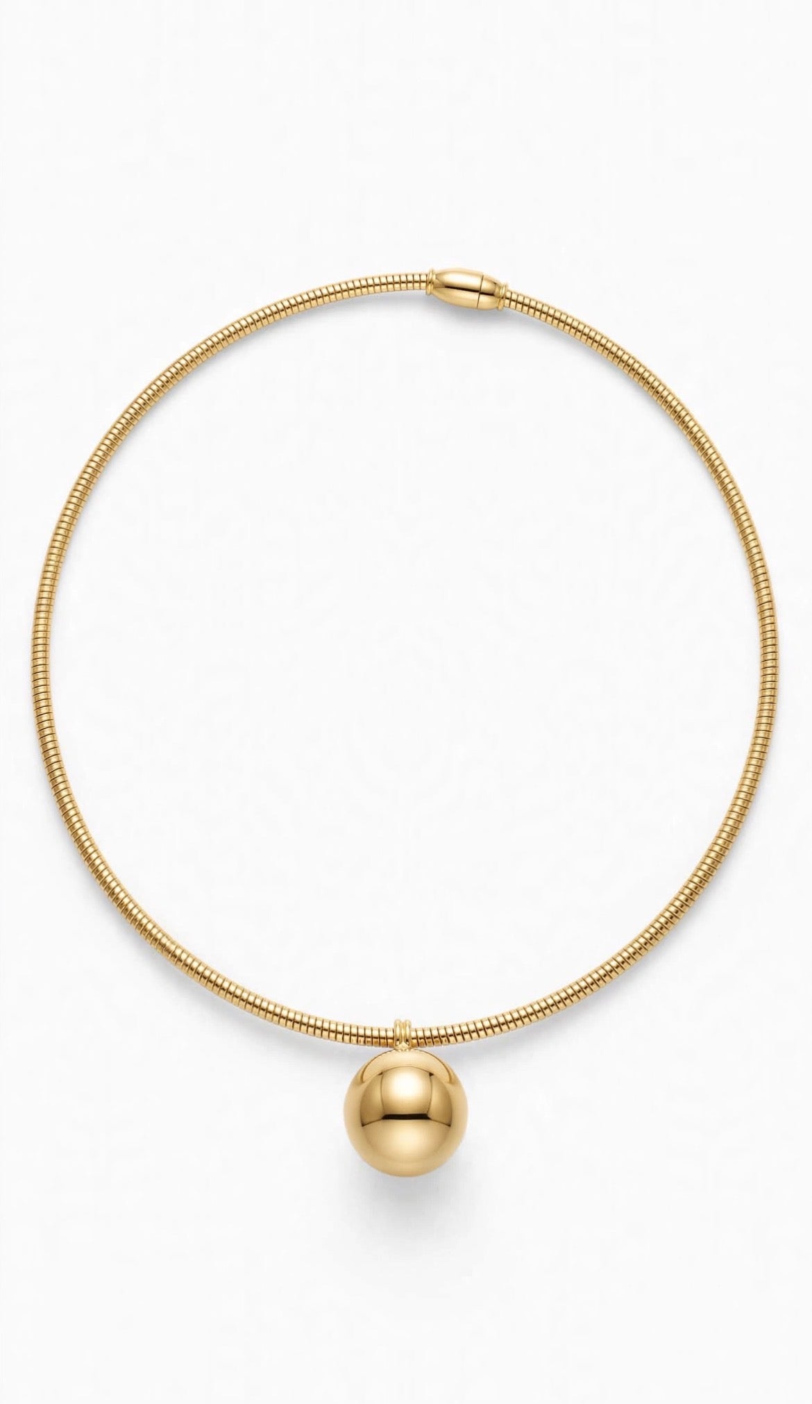 Collar choker bola dorada